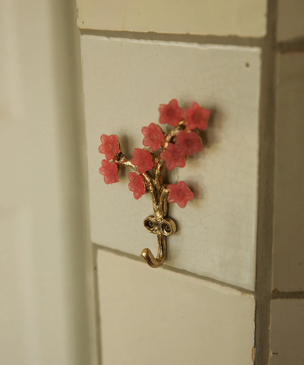 Doing Goods Elodie Fleur Wandhaken Messing rosa 11,5 cm