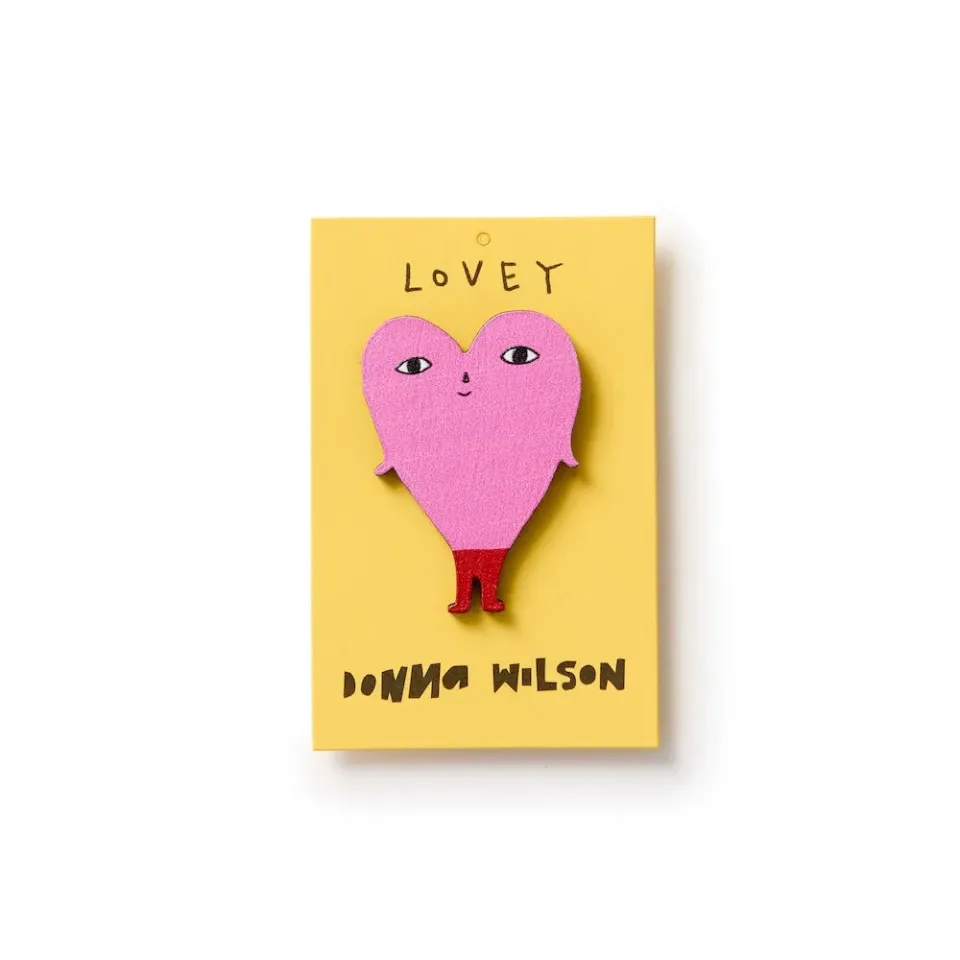 Donna Wilson Lovey Pin Anstecker Herz Holz 4 cm