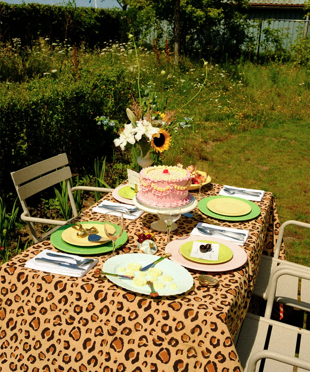 Doing Goods Leopard Plaid Baumwolldecke mit Tasche