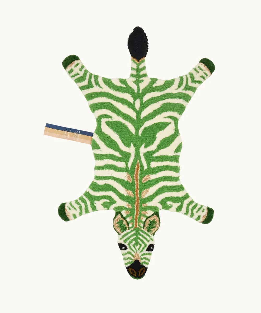 Doing Goods Grassy Zebra Petit Teppich 106x66 grün