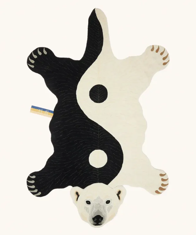 Doing Goods Ours Polaire Yin Yang XL Teppich 238x155 Wolle
