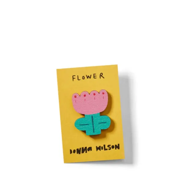 Donna Wilson Flower Pin Badge Anstecker Holz rosa