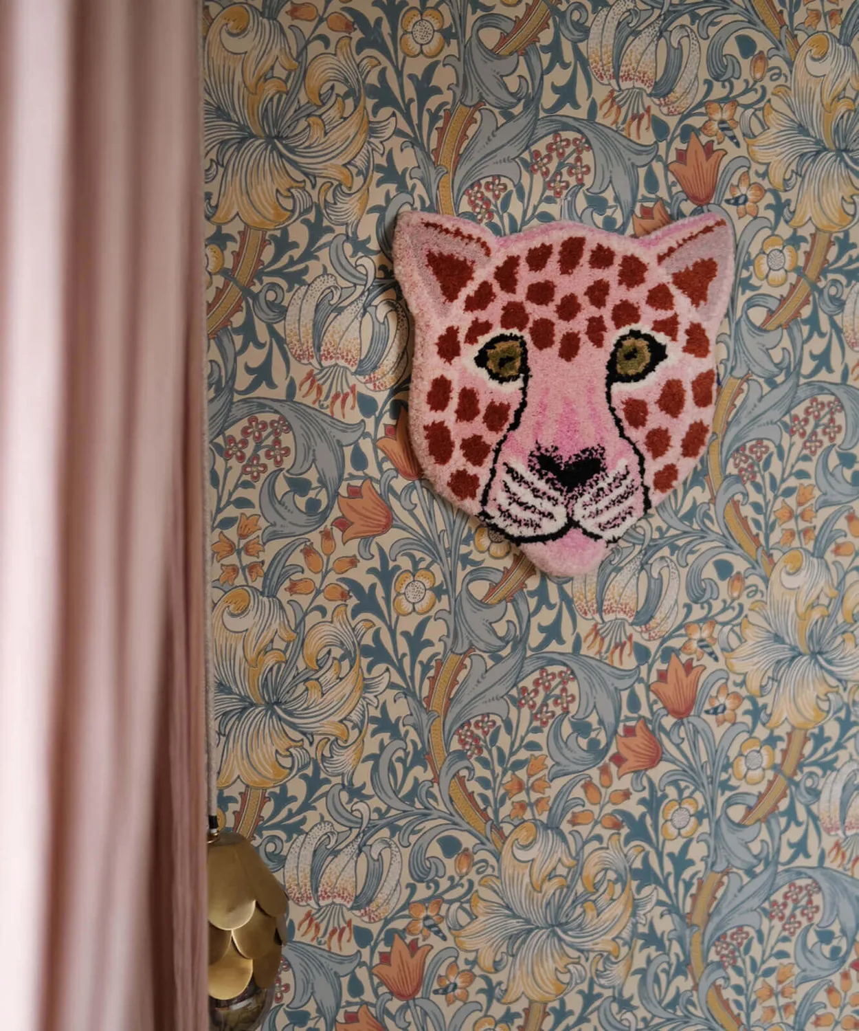 Doing Goods Pinky Leopard Kopf Teppich Wolle rosa