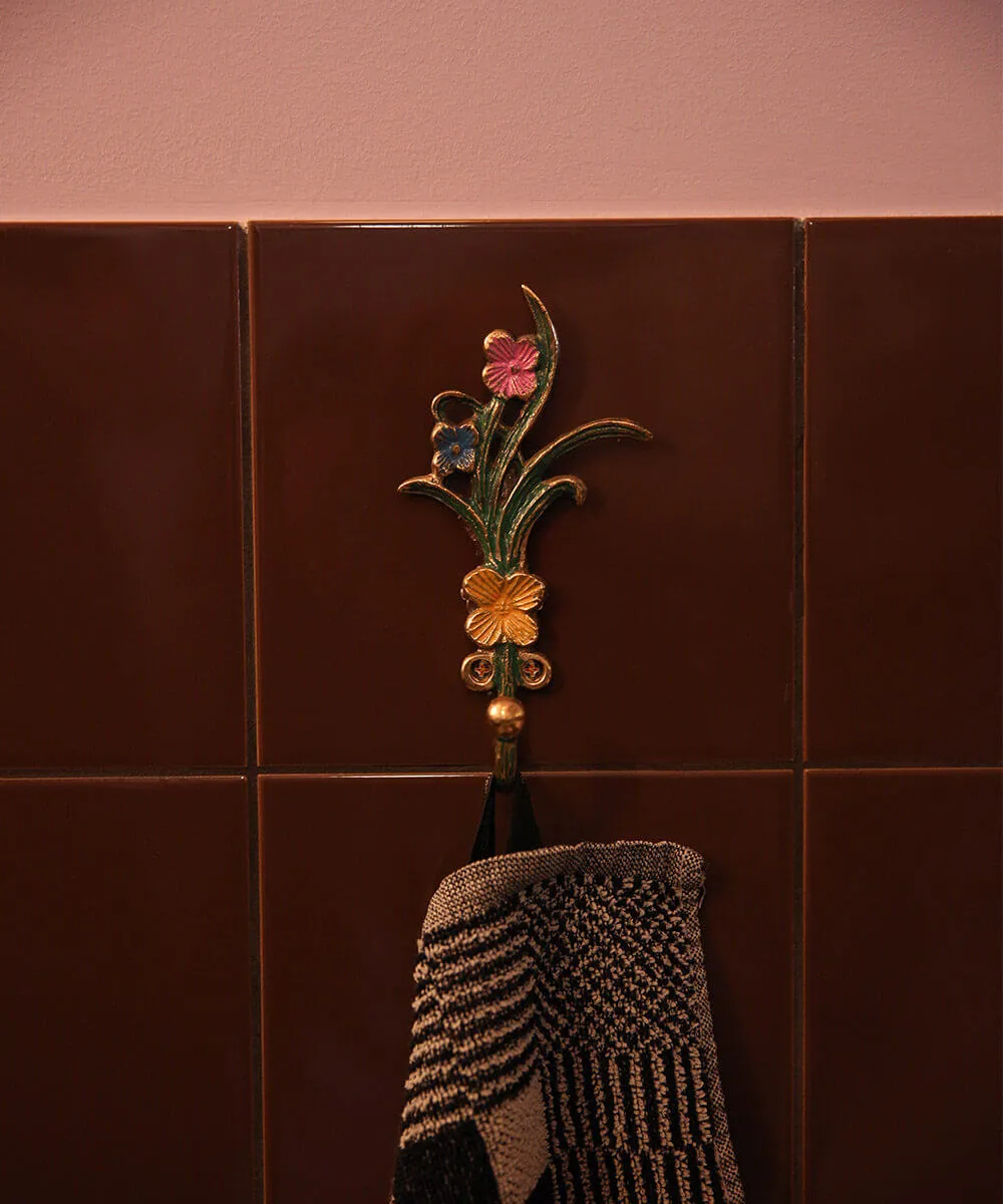 Doing Goods Ivy Wandhaken Messing Blumen