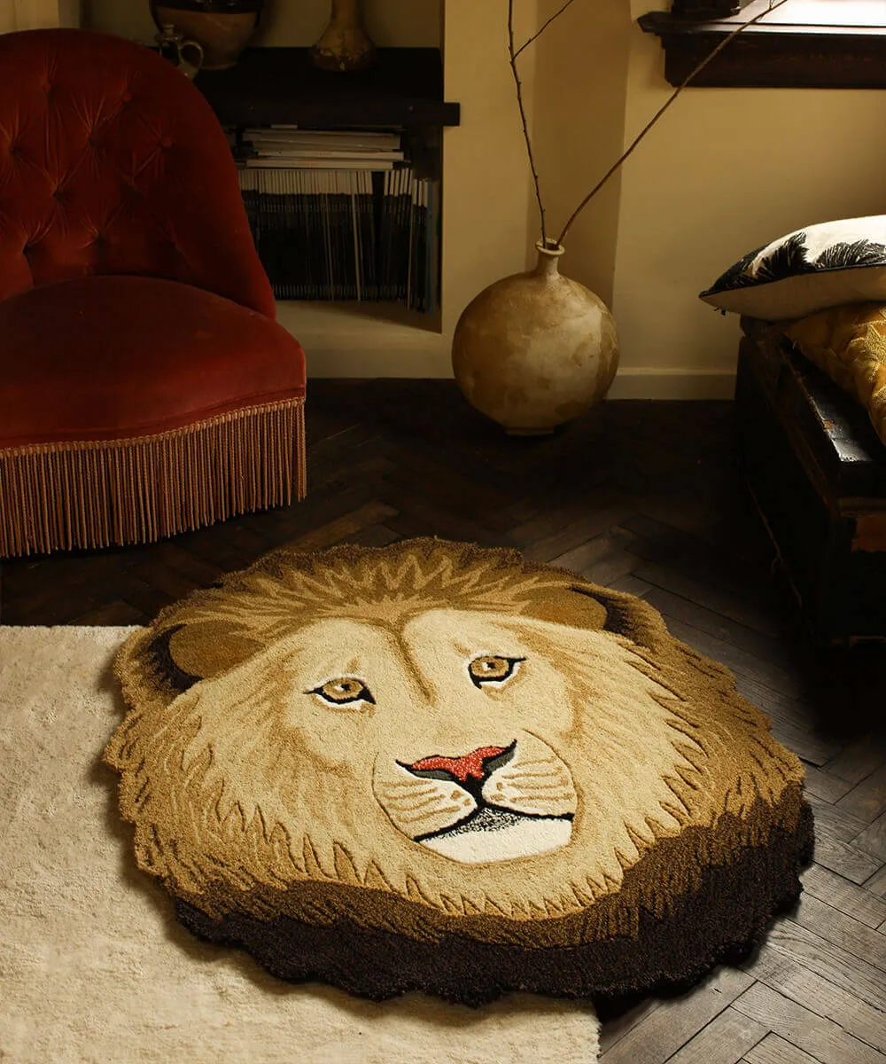 Doing Goods Ari Lion Large Teppich Löwenkopf Wolle